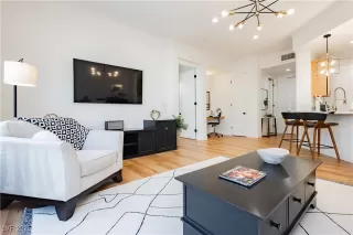 Photo #6: 2724876 Listing 