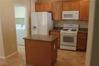 Photo #5: 2724914 Listing 