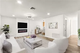 Photo #1: 2724988 Listing