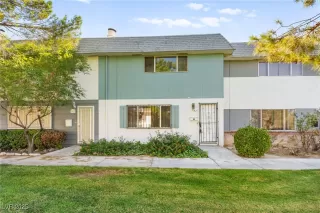 Photo #5: 2724988 Listing