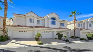 Photo #2: 2724991 Listing