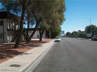 Photo #2: 2725010 Listing 