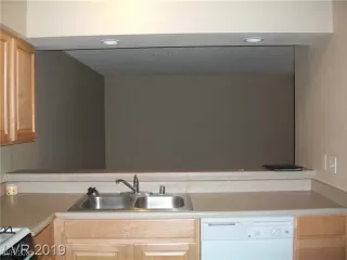 Photo #4: 2725010 Listing 