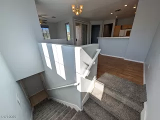 Photo #2: 2725039 Listing 