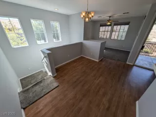 Photo #4: 2725039 Listing 