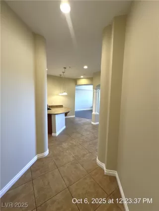 Photo #1: 2725042 Listing 