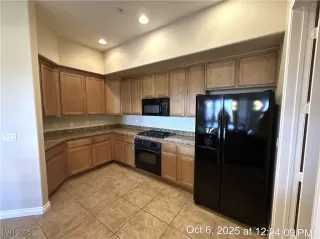 Photo #3: 2725042 Listing 