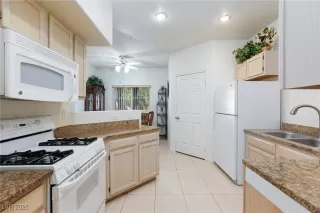 Photo #4: 2725068 Listing 