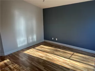 Photo #6: 2725071 Listing 