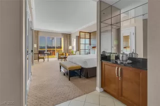 Photo #3: 2725128 Listing 