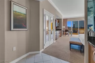 Photo #5: 2725128 Listing 