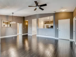 Photo #1: 2725132 Listing 