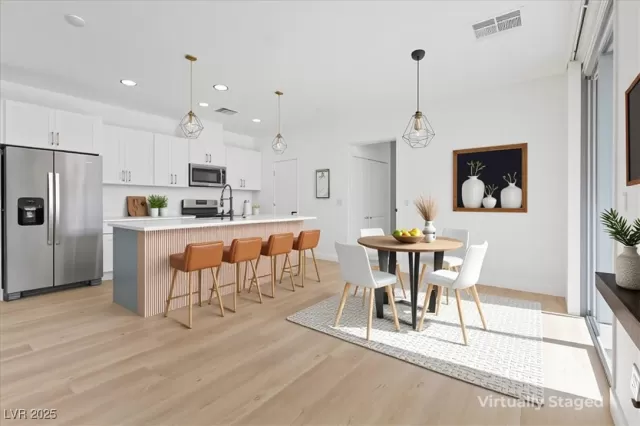 MLS: 2725141 Condo For Sale