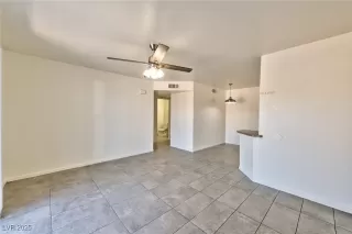 Photo #1: 2725193 Listing 