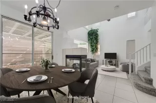 Photo #5: 2725195 Listing