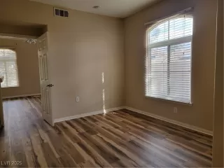 Photo #1: 2725279 Listing 