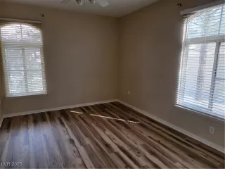 Photo #4: 2725279 Listing 