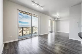 Photo #1: 2725292 Listing 