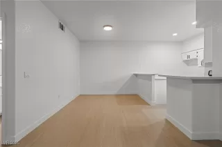 Photo #6: 2725298 Listing 