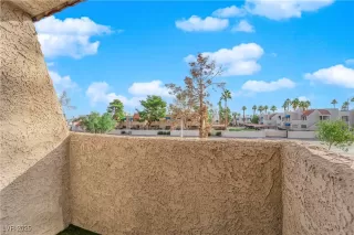 Photo #4: 2725302 Listing 