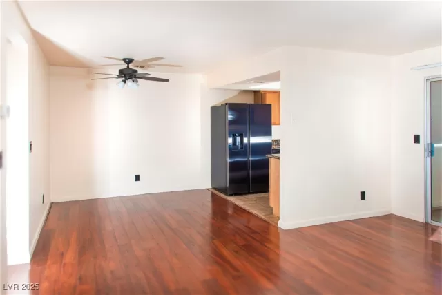 MLS: 2725352 Condo For Sale