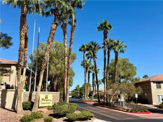 Photo #2: 2725352 Listing