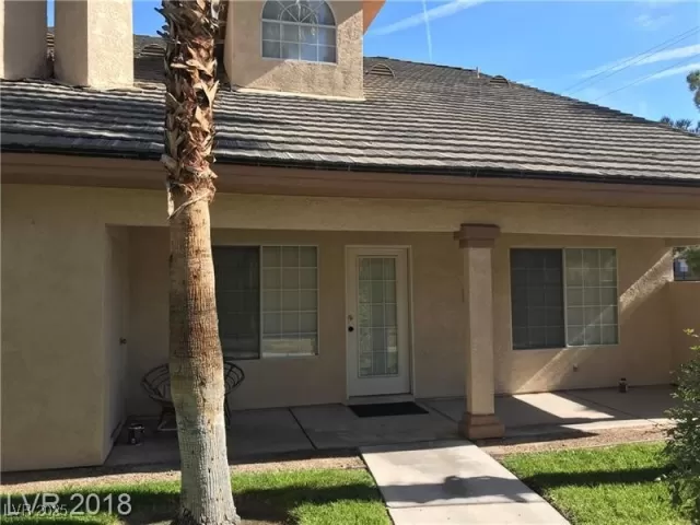 MLS: 2725367 Condo For Sale