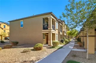 Photo #3: 2725387 Listing 