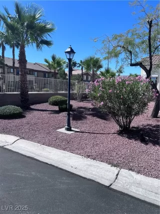 Photo #3: 2725395 Listing 