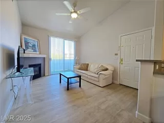 Photo #2: 2725411 Listing 