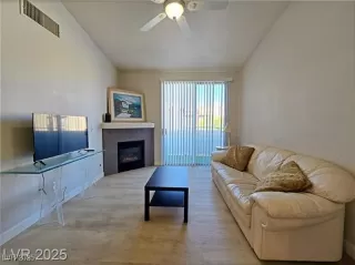 Photo #3: 2725411 Listing 