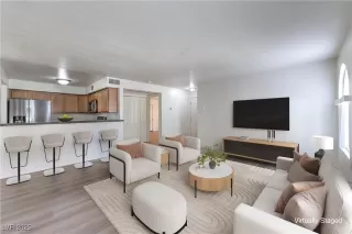 Photo #4: 2725447 Listing