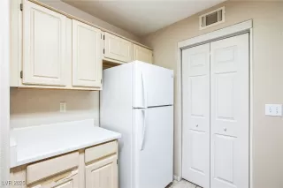 Photo #6: 2725460 Listing 