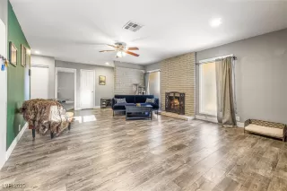 Photo #5: 2725477 Listing 