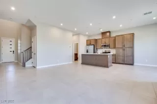 Photo #3: 2725498 Listing 