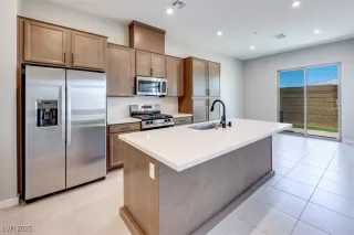 Photo #5: 2725498 Listing 