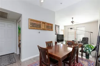 Photo #4: 2725508 Listing