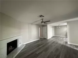 Photo #4: 2725516 Listing 