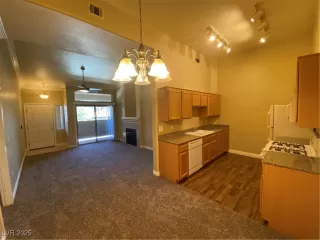 Photo #1: 2725523 Listing 