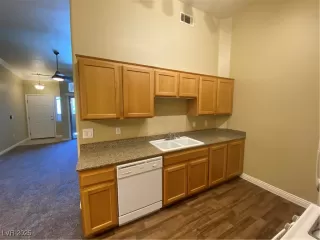 Photo #6: 2725523 Listing 