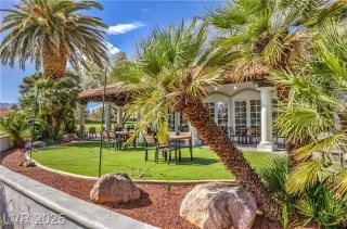 Photo #5: 2725527 Listing 