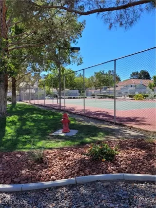 Photo #2: 2725537 Listing