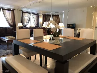 Photo #2: 2725583 Listing 