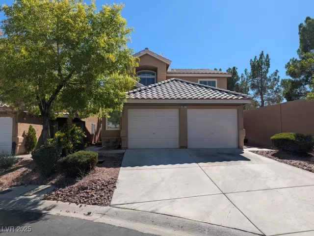 MLS: 2725585 Condo For Sale