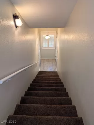 Photo #1: 2725585 Listing 