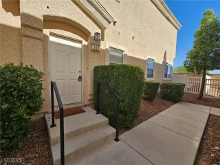 Primary Photo for MLS#: 2725603