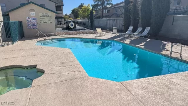 MLS: 2725608 Condo For Sale