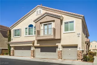 Photo #2: 2725610 Listing 