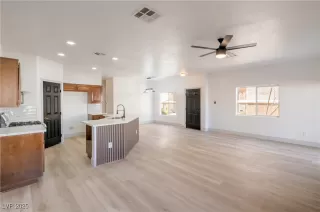 Photo #3: 2725610 Listing 