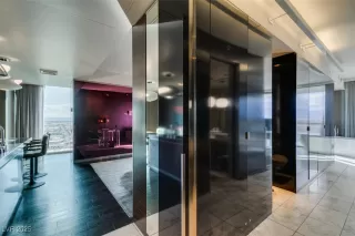 Photo #2: 2725614 Listing